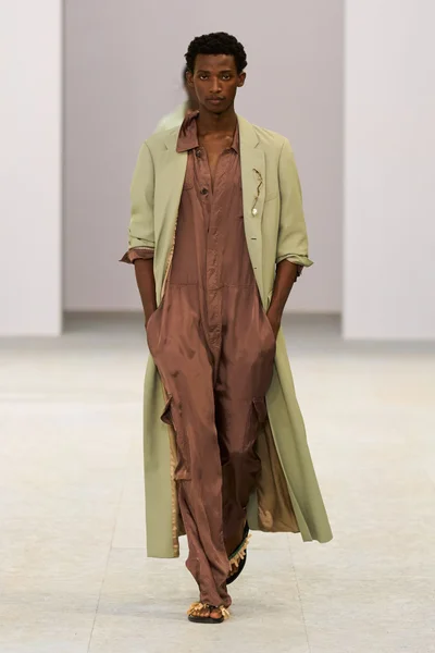 Look 39